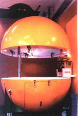 Verkaufsstand "Orange"